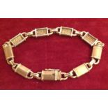 A LADIES 9CT GOLD FANCY LINK BRACELET Marked to clasp.  (l 8.5cm)