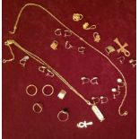 A COLLECTION OF VARIOUS GOLD JEWELLERY  To include a 22ct and 18ct gold wedding bands, Egyptian gold