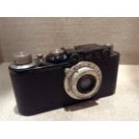 LEICA MODEL II, A VINTAGE CAMERA Leitz Elmar, 1:35, F=50mm, 2.20.30.40.60.100.200.500 (no 75098),