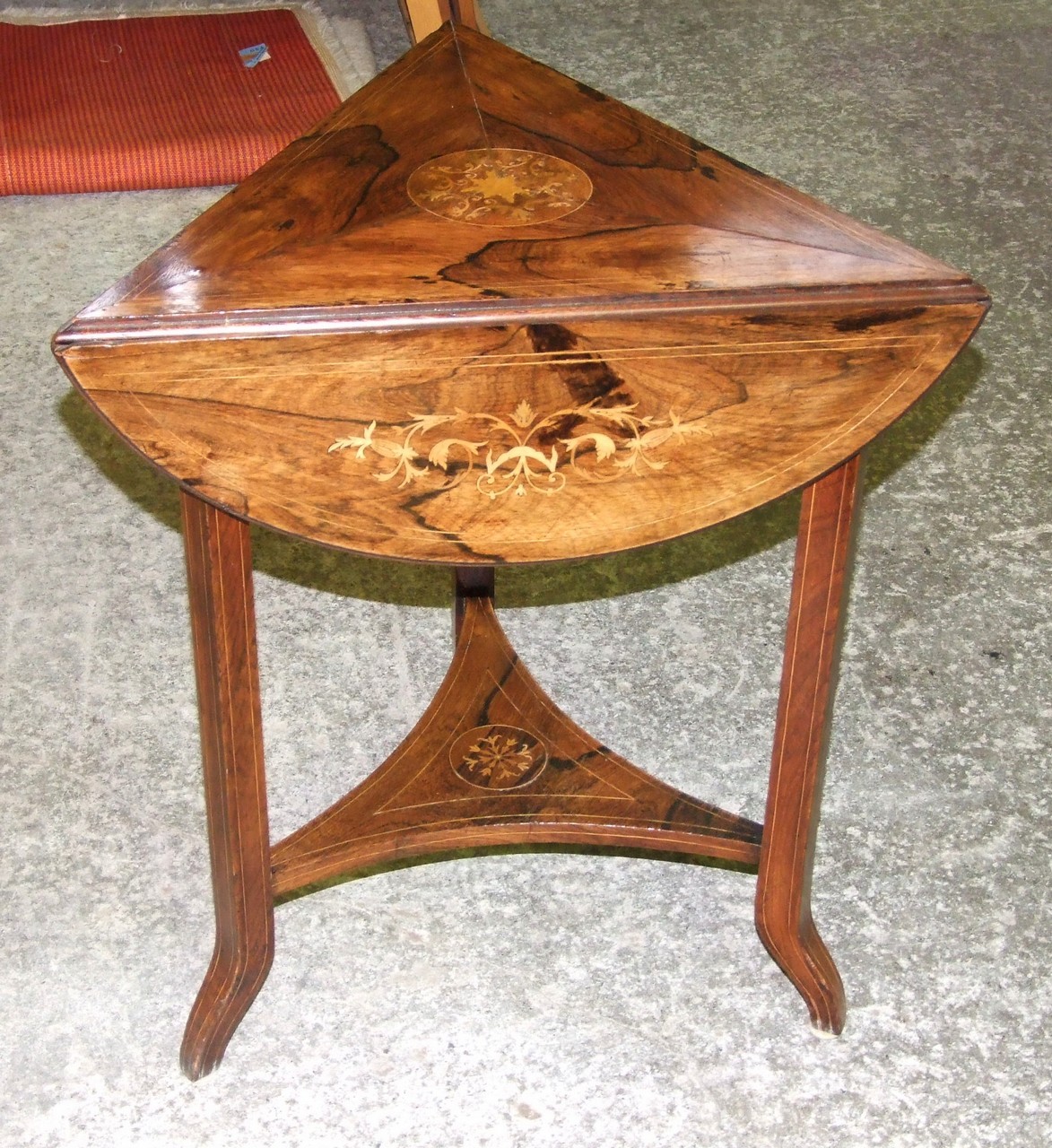 Edwardian Rosewood Inlaid Drop-leaf Triangular Corner Table. £100/150