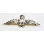 An RAF gold and platinum regimental wings brooch, finely detailed, the crown and wings set with