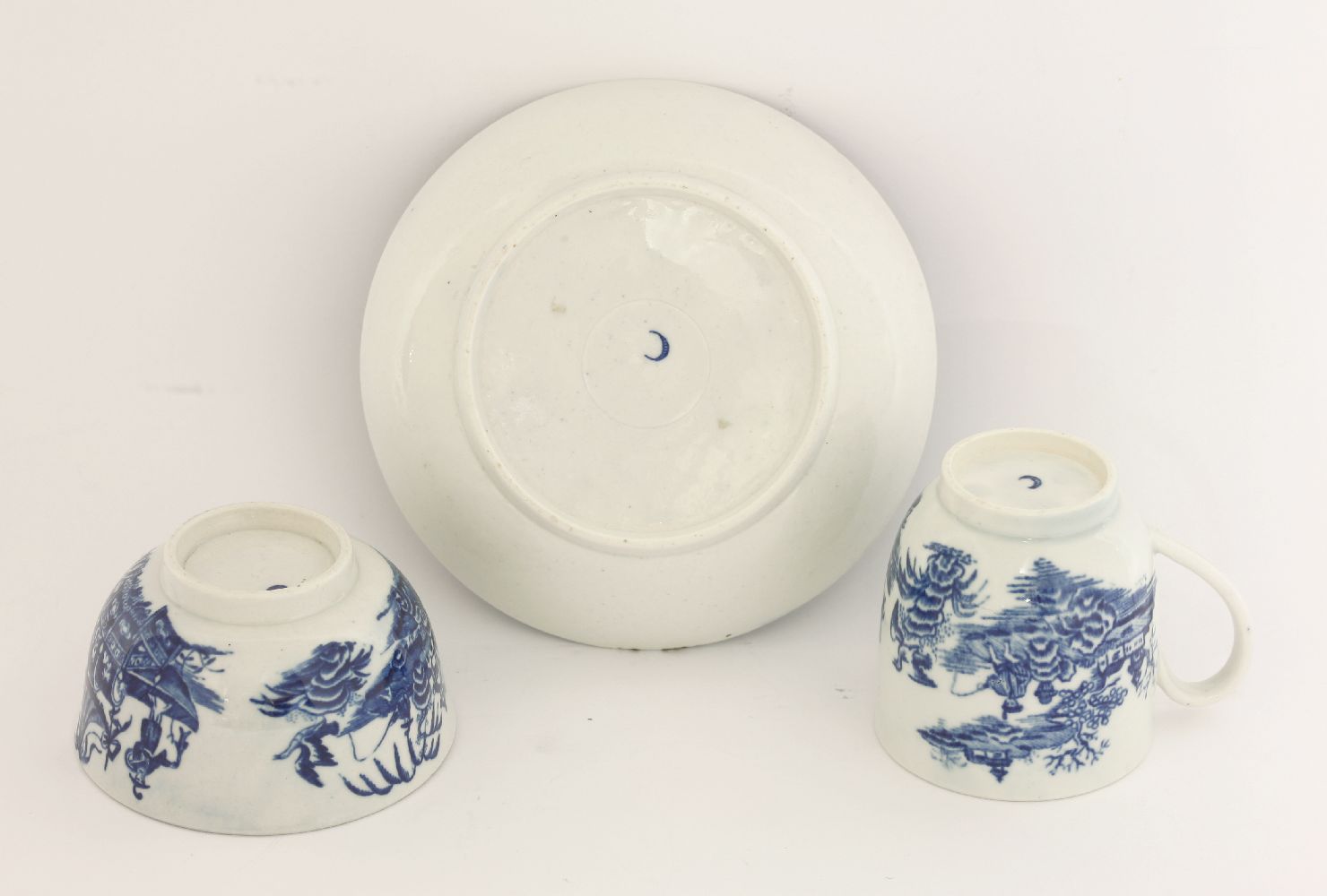 A Worcester blue and white Trio,c.1775-1790, in the 'Fisherman and Cormorant' pattern, hatched - Image 2 of 2