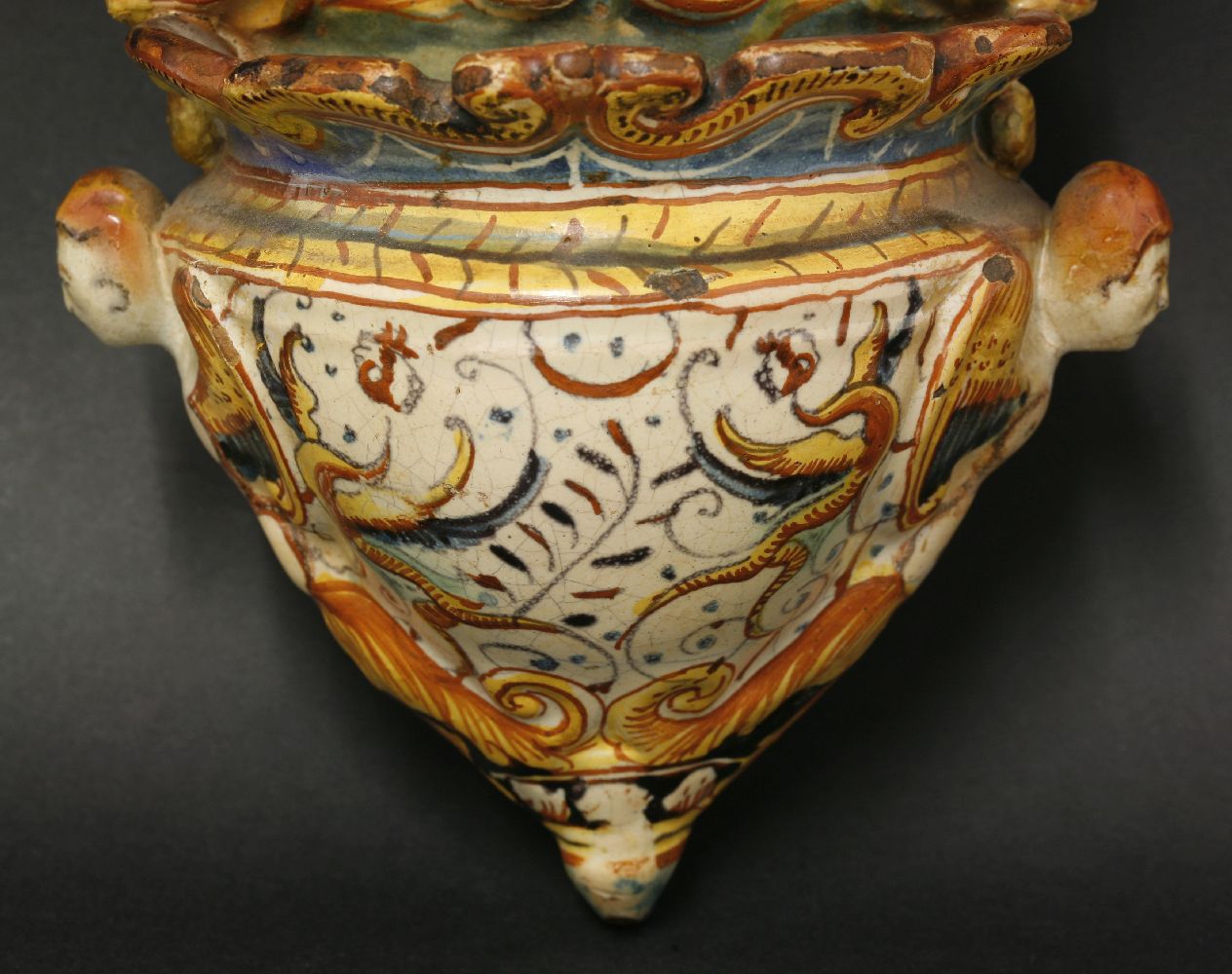 A rare Deruta maiolica Holy Water Stoop,mid-17th century, in the form of a conical cup with - Image 5 of 5