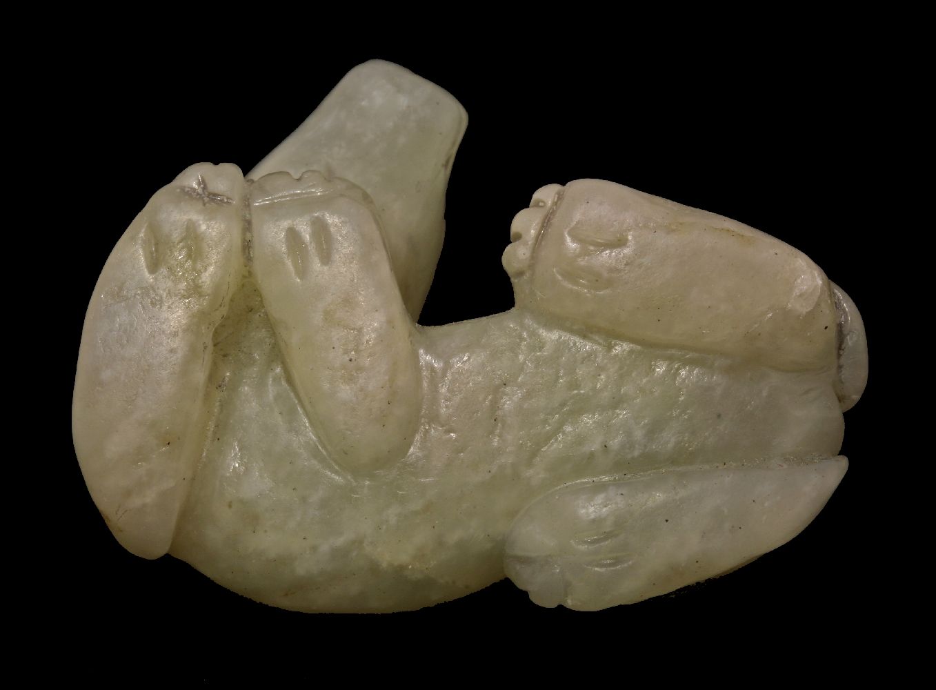 A jade carving, 20th century, of a kylin, the beast crouching with paws and a bifid horn, the - Bild 4 aus 6
