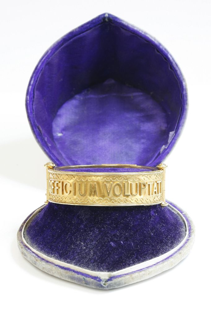 An Italian cased Archaeological Revival gold bangle, c.1870,attributed to Leopoldo Innocenti.  A - Image 5 of 5