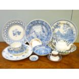 A quantity of assorted plates, dishes and cups, and a part blue and white Willow pattern dinner