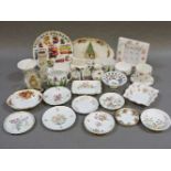 A collection of miscellaneous modern china, including an Old Country Roses Christmas plate