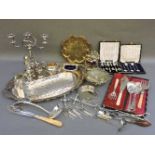 A quantity of silver plate, including Kings pattern cutlery