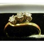 A ladies 18 carat yellow gold Ring set w