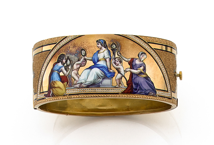 ANNéES 1860BRACELET "Toilette de Vénus"Il est de forme rigide ouvrant en or jaune 18K portant un