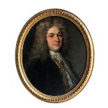 Attribué à Alexis Simon BELLE (1674-1734) Portrait d'homme en habit brodé Toile ovale Oval canvas 65