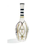 Pablo Picasso (1881-1973) Vase JugEpreuve en terre de faïence blanche au décor aux engobes blanc