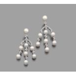 PAIRE DE GIRANDOLES PERLES DE CULTUREElles sont composées de perles de culture retenues par des