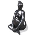 David MESLY (1918-2004) Femme assise Epreuve à patine noire Cachet du fondeur "Serralheiro" numéroté