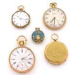 LOT XIX et XXème, composé de 4 montres de poche et d'une montre de col en or jaune. Deux