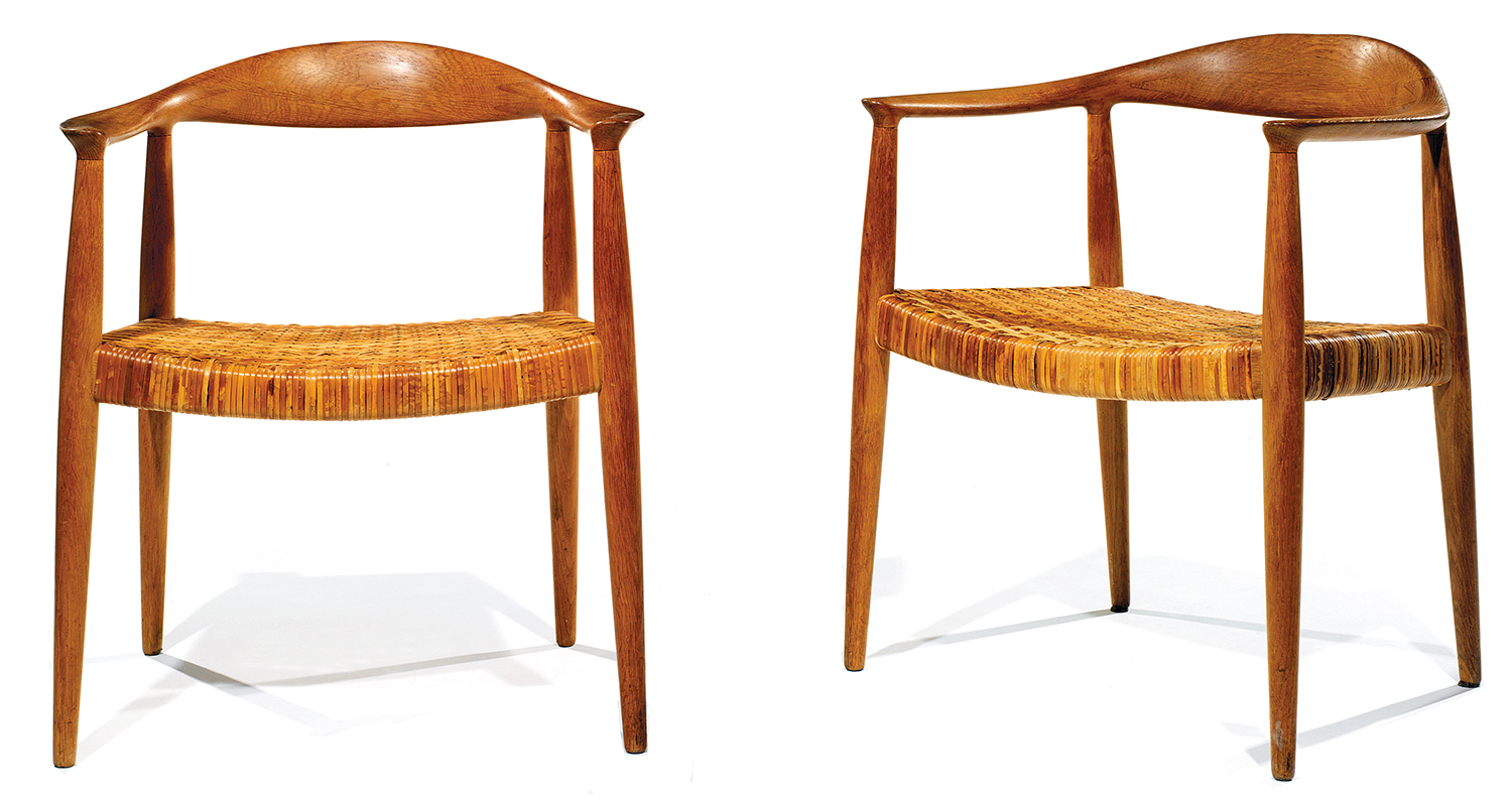 Hans J. WEGNER (1914-2007) & Johannes HANSEN (Éditeur) Paire de fauteuils "Round chair", dit "The