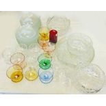 LARGE SELECTION OF GLASSWARE INCLUDING BOWLS, PLATES WITH LEAF DESIGN