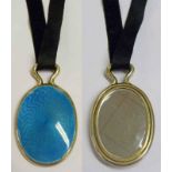 OVAL SILVER MIRROR WITH ENAMEL BACK