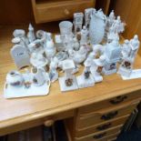 40 PIECES OF CRESTED WARE INCLUDING MARGATE CLOCK TOWER, LEEDS CLOCK ETC