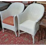 2 WICKER ARMCHAIRS AND NEST OF 3 TABLES