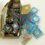 SELECTION OF COINS INCLUDING COMMEMORATIVE CROWNS, 50 PENCE'S, DECIMAL COIN SETS, ETC.