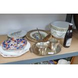 VARIOUS PLATES, 1977 JUBILEE BOTTLE OF BEER, PLATED TRAY SUGAR & CREAM, ETC