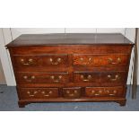 Oak mule chest, fitted drawers