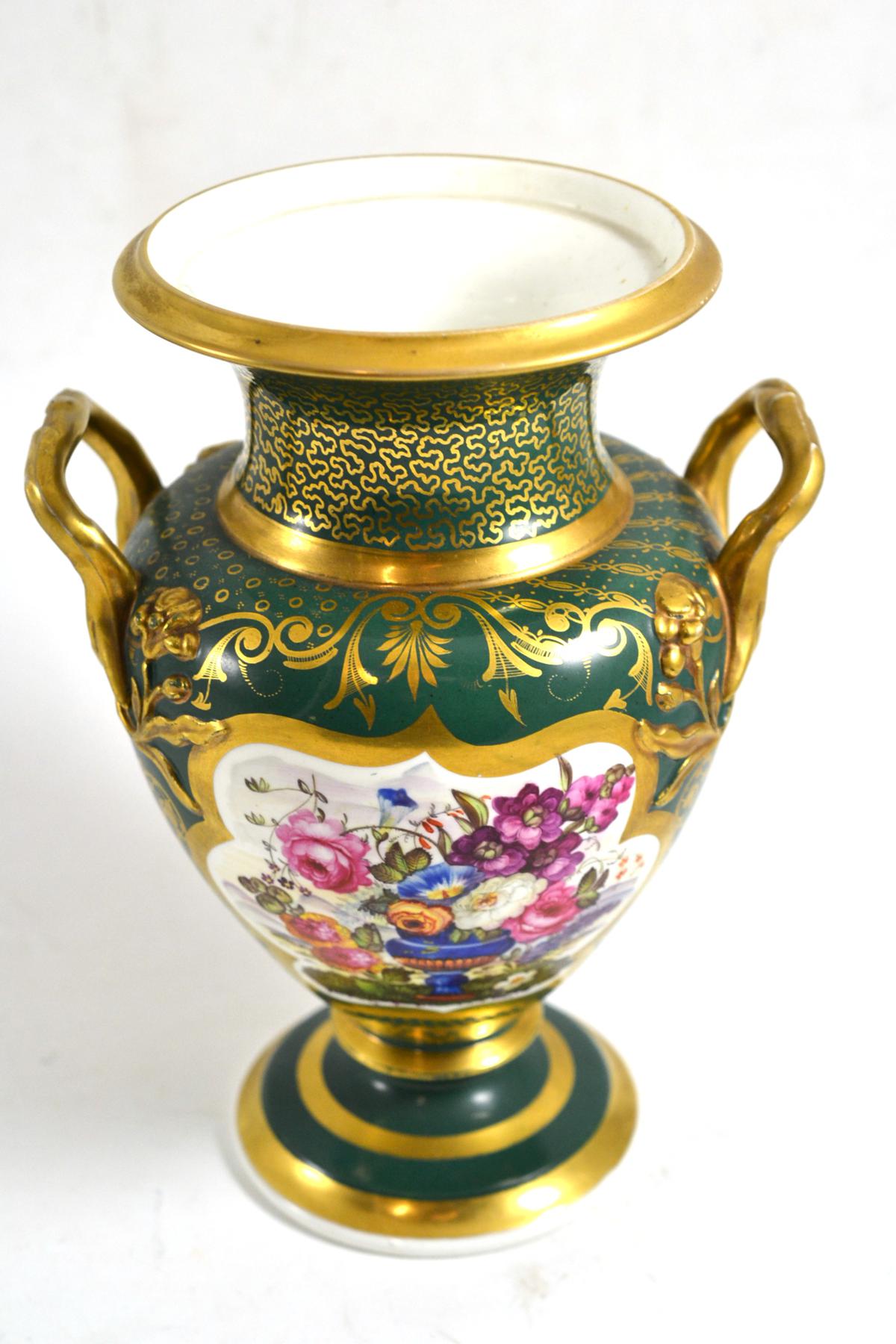 English porcelain vase, 23cm high