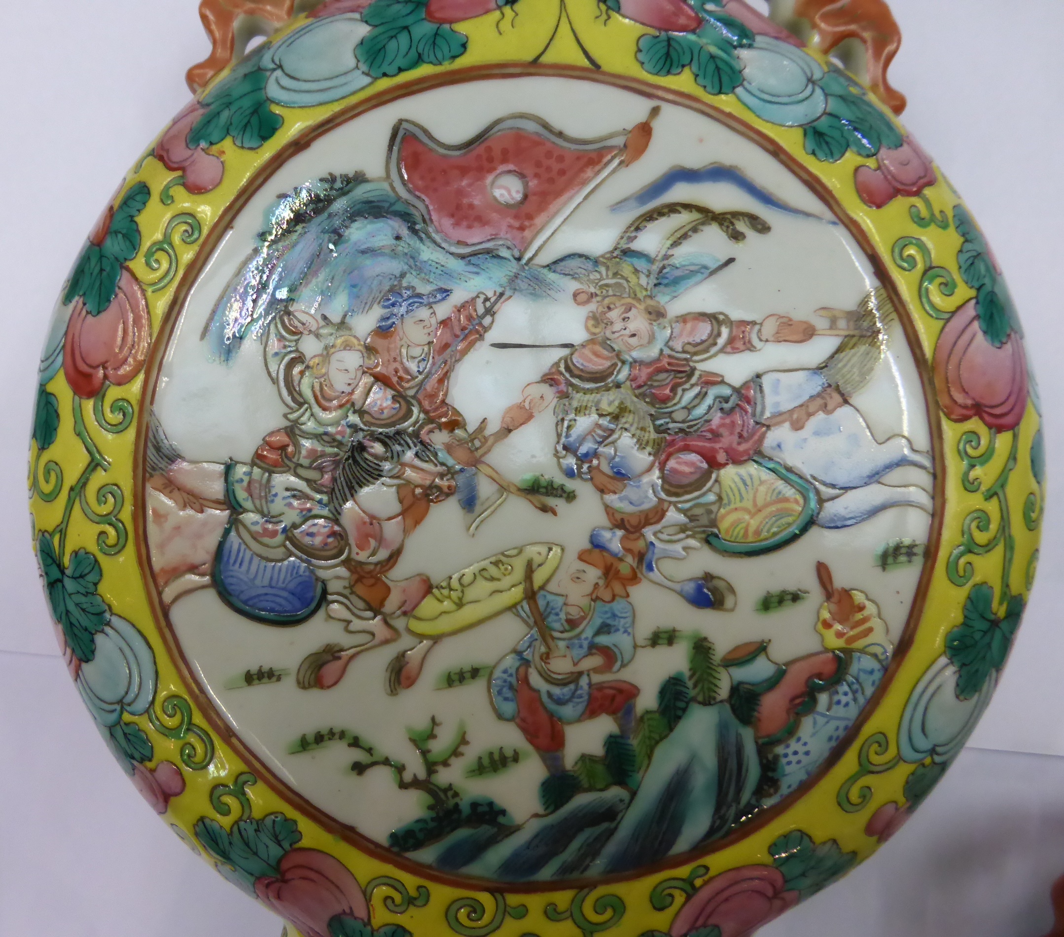 A pair of late 19th century Chinese famille jeune porcelain moon flasks, 30cm high - Image 2 of 15