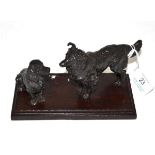 Bronze group of two dogs, 16cm wide (base)