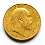 Edward VII, Gold £5 1902, 40.02g, a few