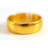 A 22ct gold band ring