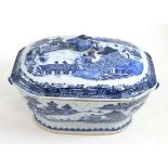 A Chinese tureen and cover, 31cm diameter  No obvious chips or cracks, typical wear