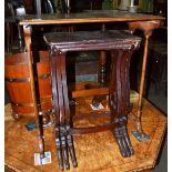 Mid-Victorian Irish Killarney table from a nest, in yewwood and marquetry and 19th century Chinese