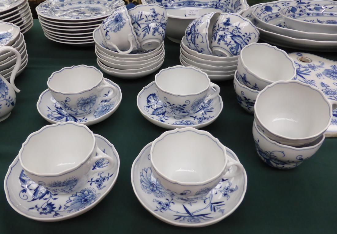 A Meissen Porcelain Onion Pattern Part Dinner Service, comprising seven écuelles and eight stands, - Image 22 of 29