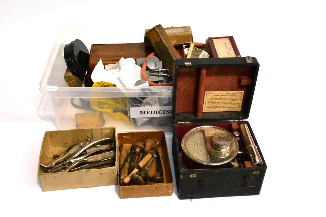 A Collection of Mixed Medical Equipment, including a cased Dr Pachon 'Oscillometre