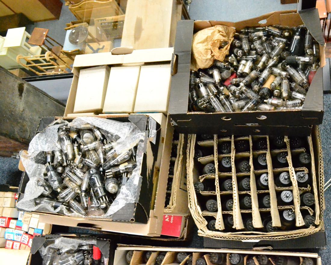 A Large Collection Of Radio Valves (qty) - Image 2 of 4