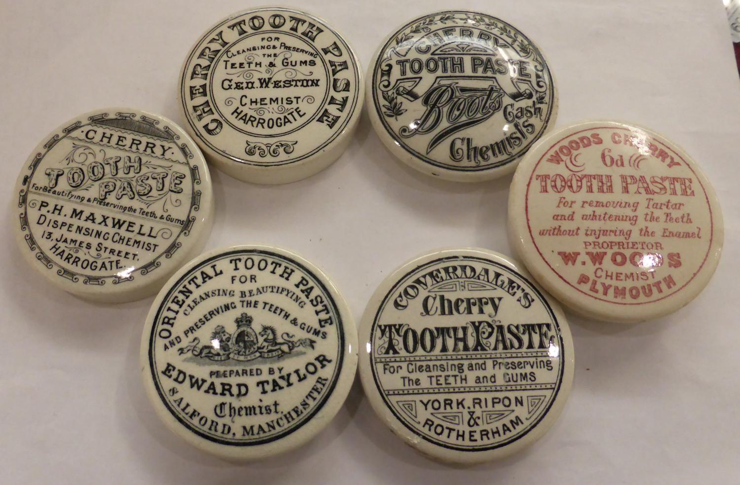 Twenty Black and White Transfer Printed Tooth Paste/Powder Pot Lids, some with bases, includes - Image 3 of 7