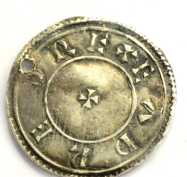 Anglo-Saxon, Eadred (946-955) Silver Penny: moneyer Maneca, obv. EADRED REX around inner circle & - Image 2 of 2