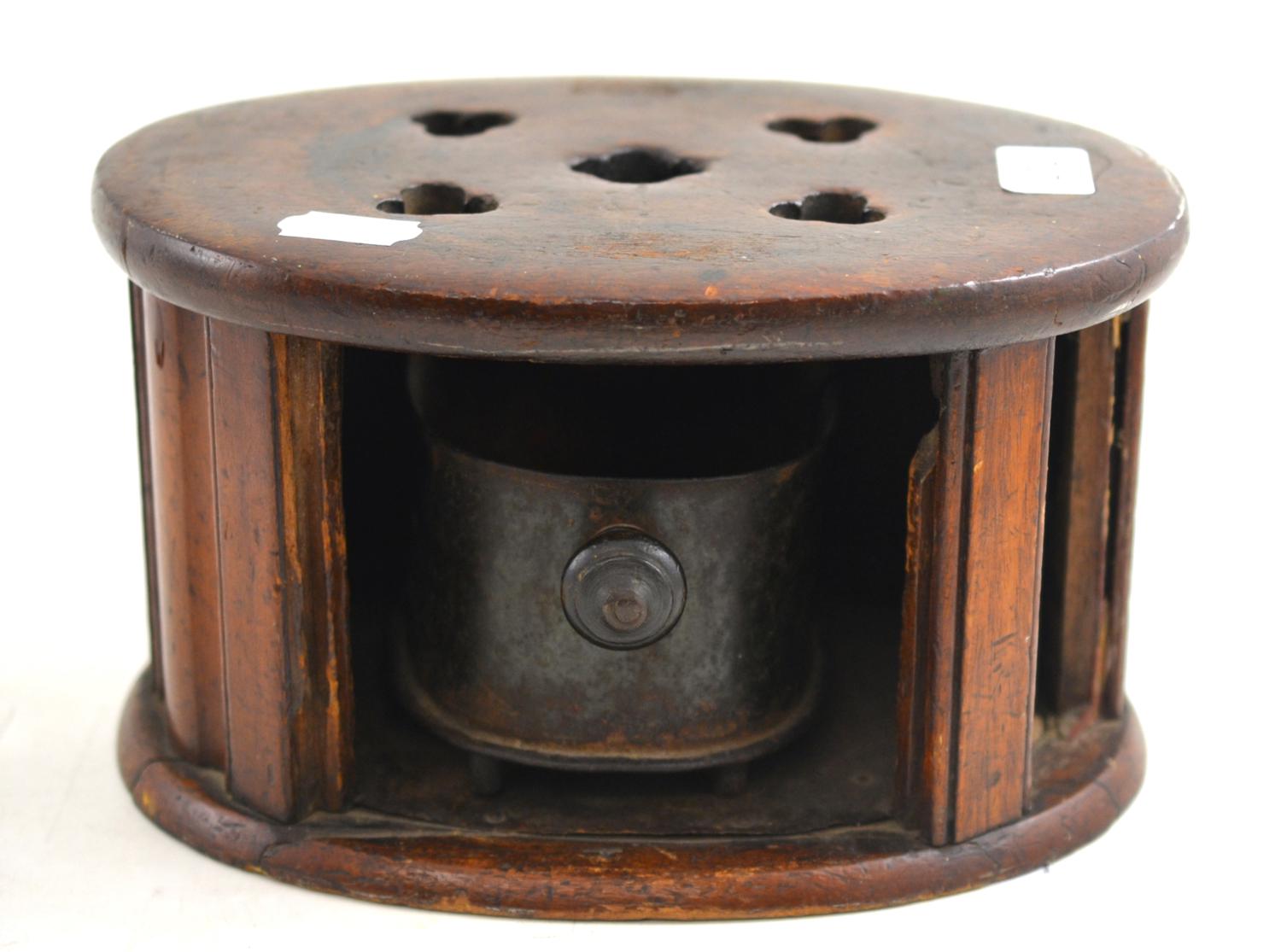 A Georgian mahogany plate warmer (a.f.)