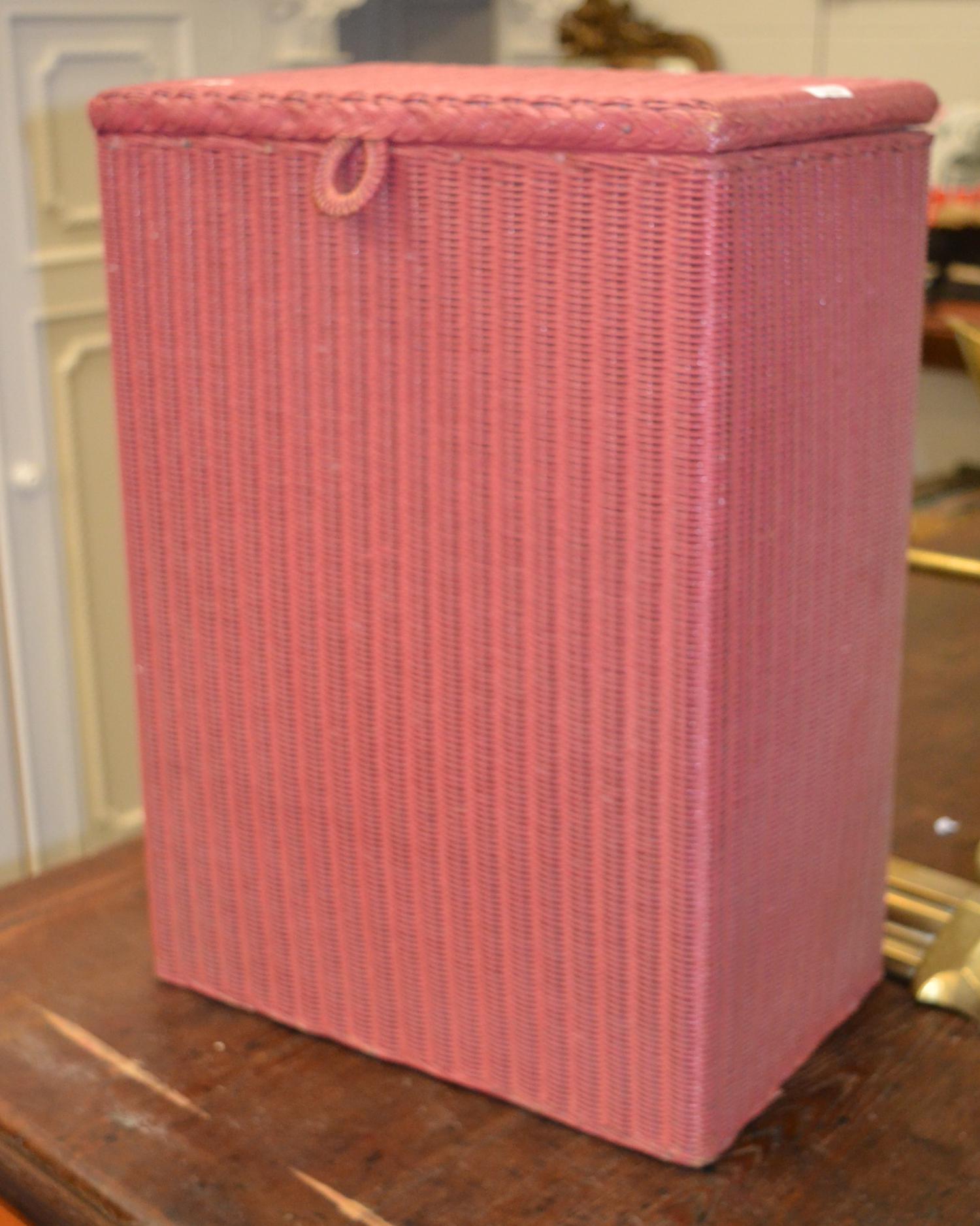 Two Lloyd Loom laundry baskets - Image 2 of 3