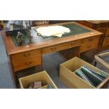 Modern American walnut pedestal desk, made by David Hunter of Bentham