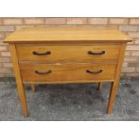 A desk with two drawers, 78cm x 92cm x 4