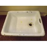 A white Belfast sink