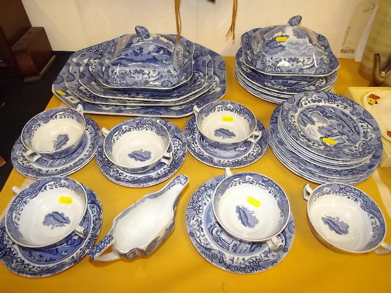 A large quantity of Spode blue and white