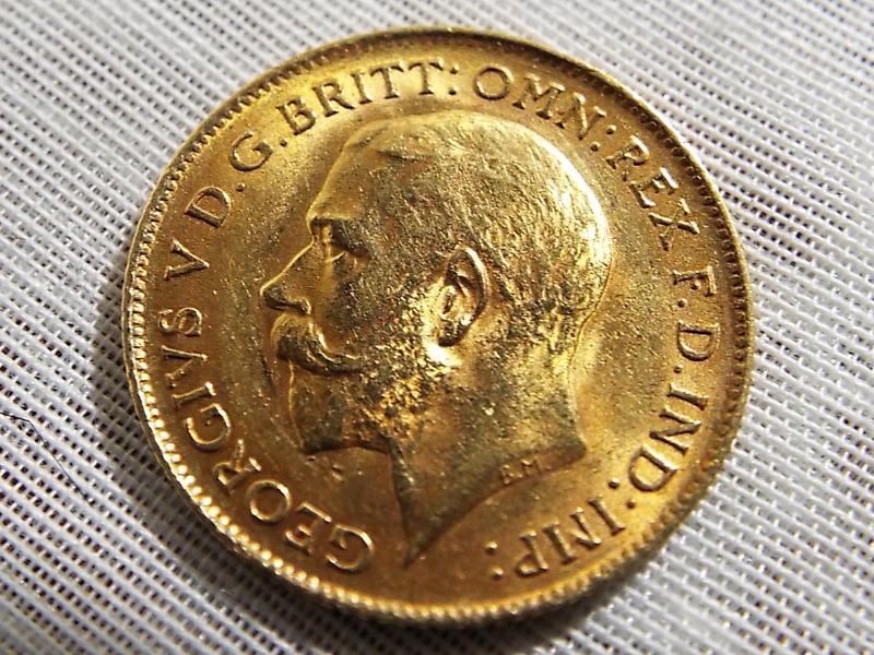 A George V gold half sovereign 1914 esti