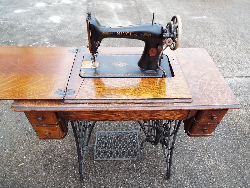 A mahogany cased Singer sewing machine t