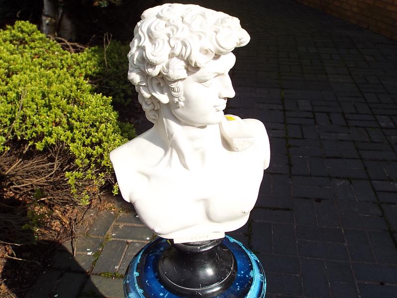 A Greek style bust depicting David mount - Image 3 of 4