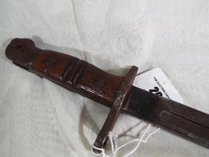 A USA World War One (WWI) bayonet marked - Image 3 of 4