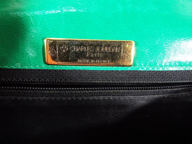 A lady's genuine Charles Jordan bright green envelope handbag with strap displaying logo's and zip - Image 3 of 3
